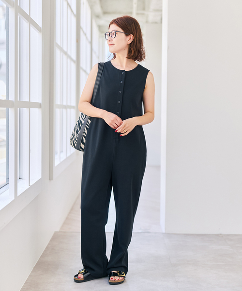 Spick & Span(スピックアンドスパン)の「フロントボタンサロペット(その他パンツ・レディース・ブラック/ブラウン・FREE)」の3枚目の写真