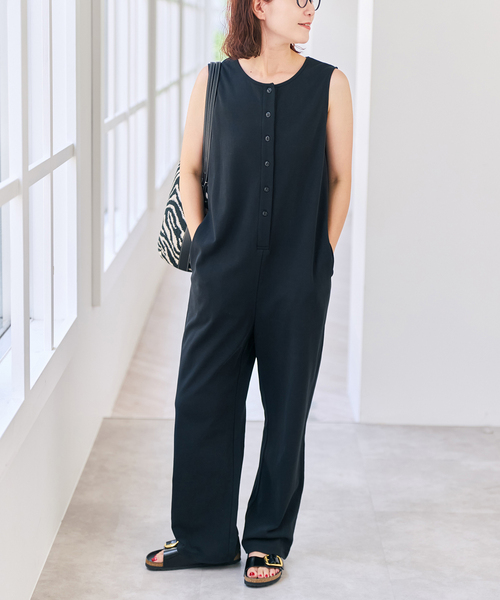 Spick & Span(スピックアンドスパン)の「フロントボタンサロペット(その他パンツ・レディース・ブラック/ブラウン・FREE)」の4枚目の写真