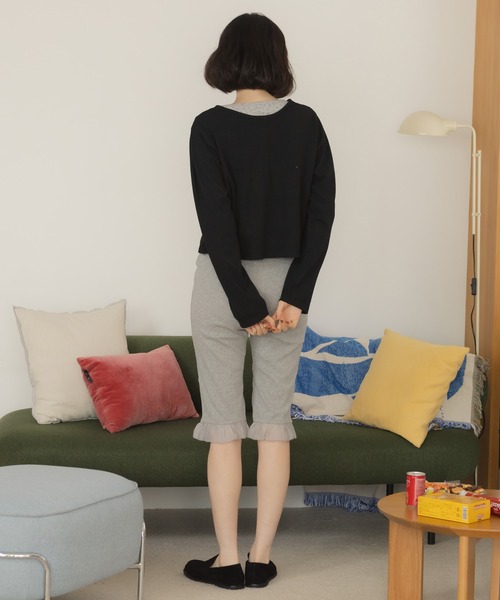 HEILIS(ヘイリス)の「前後2WAYカーディガン / カーディガン トップス 長袖 2WAY クルーネック 羽織り レイヤード 韓国ファッション カジュアル きれいめ オフィスカジュアル デイリー 秋服 冬服 春服 アイボリー ピンク グレー ブラウン ブラック ボーダー 無地 シンプル ノームコア(カーディガン/ボレロ・レディース・ブラック/ブラック系その他/アイボリー/ピンク/グレー/ホワイト系その他・FREE)」の11枚目の写真