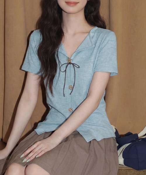 ONEP STAR(ワンピスター)の「フロントリボン&ボタン装飾リブカットソー(Tシャツ/カットソー・レディース・ブルー・X-LARGE/LARGE/MEDIUM)」の3枚目の写真