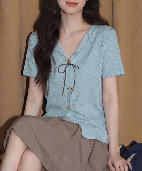 ONEP STAR(ワンピスター)の「フロントリボン&ボタン装飾リブカットソー(Tシャツ/カットソー・レディース・ブルー・X-LARGE/LARGE/MEDIUM)」の4枚目の写真