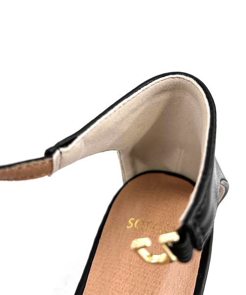 SOROTTO(ソロット)の「【超軽量】アンクルストラップの4.5cm キトゥンヒールサンダル(サンダル・レディース・シルバー/ゴールド/ブラック/アイボリー・LL/S/L/M)」の16枚目の写真