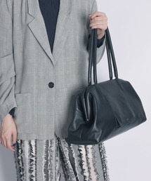 YArKA（ヤーカ）の「【YArKA/ヤーカ】real leather long frame soft bag [LFW1] / 口金ボストンバッグ（トートバッグ）」