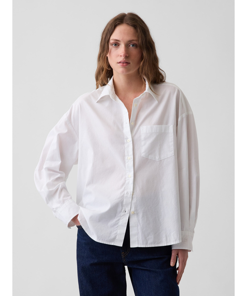 GAP(ギャップ)の「ポプリン オーバーサイズシャツ(シャツ/ブラウス・レディース・ホワイト/レッド/ブルー/マルチ・XS/S/XXS/M/L)」の2枚目の写真