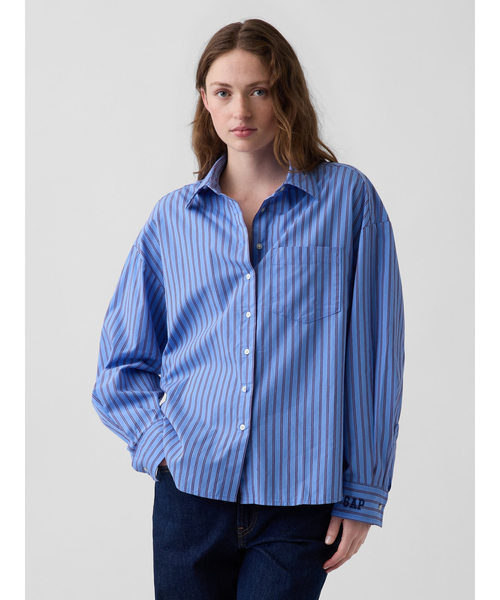 GAP(ギャップ)の「ポプリン オーバーサイズシャツ(シャツ/ブラウス・レディース・ホワイト/レッド/ブルー/マルチ・XS/S/XXS/M/L)」の4枚目の写真