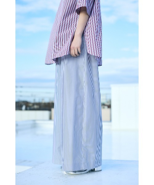 ENFOLD(エンフォルド)の「ORB BALLOON-TROUSERS(その他パンツ・レディース・グレー・36)」の4枚目の写真