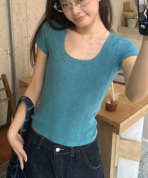 FAVORITO(ファヴォリート)の「UネックTEE(Tシャツ/カットソー・レディース・ホワイト/ブルー/オレンジ/レッド・F)」の13枚目の写真