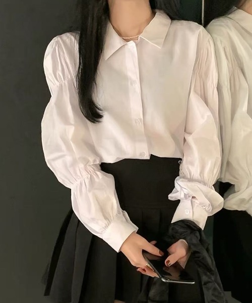 Achic(アシック)の「ギャザースリーブシャツブラウス(Tシャツ/カットソー・レディース・ホワイト・M)」の3枚目の写真