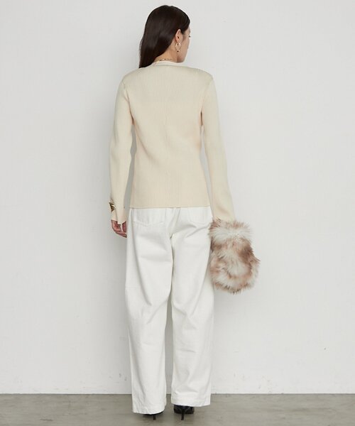 LOUNGEDRESS(ラウンジドレス)の「《品よく着映える》パワショルカーデ 秋服(カーディガン/ボレロ・レディース・オフホワイト/ブラック/ブロンズ・FREE)」の14枚目の写真