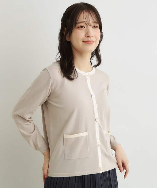 LAURA ASHLEY(ローラアシュレイ)の「【羽織におすすめ!洗える】バイカラーニットカーディガン(カーディガン/ボレロ・レディース・ブラック/ベージュ・40/38)」の2枚目の写真