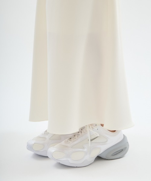 NIKE(ナイキ)の「【NIKE meets emmi】W AIR MAX MUSE(スニーカー・レディース・ホワイト・25/25.5/23/23.5/24/24.5)」の12枚目の写真