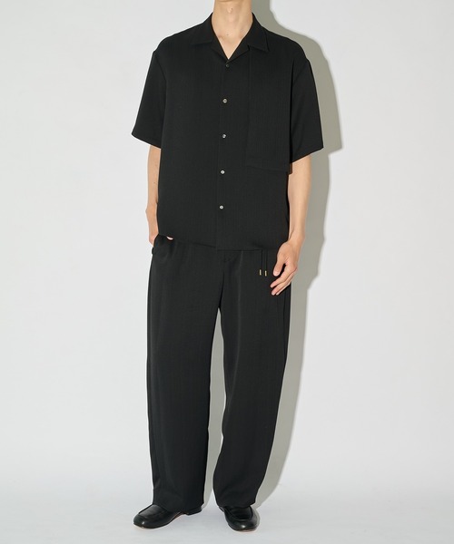 CULLNI(クルニ)の「【CULLNI】別注 Cord pique Drawstring Relaxed Pants / ウォッシャブル / 伸縮素材(スラックス・メンズ・グリーン/グレー/ブラック/ネイビー/ベージュ・1/2)」の6枚目の写真