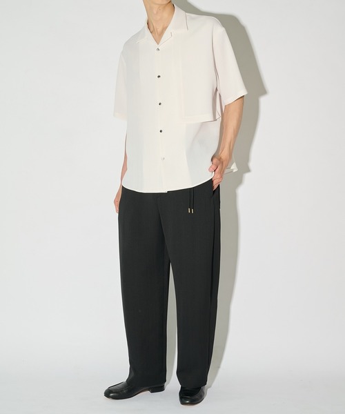 CULLNI(クルニ)の「【CULLNI】別注 Cord pique Drawstring Relaxed Pants / ウォッシャブル / 伸縮素材(スラックス・メンズ・グリーン/グレー/ブラック/ネイビー/ベージュ・1/2)」の7枚目の写真