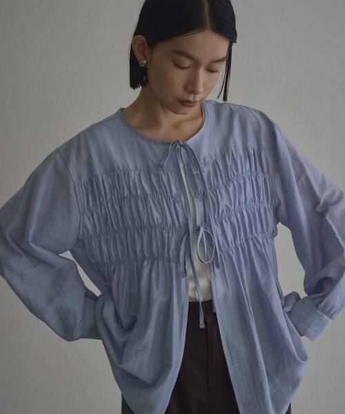 coen（コーエン）の「【秋カラー新登場◎/セットアイテム】シアーシャーリングシャツカーデセット（シャツ/ブラウス・レディース・ブラウン/ダークグレー/ライトブルー/ナチュラル・L/M）」の4枚目の写真