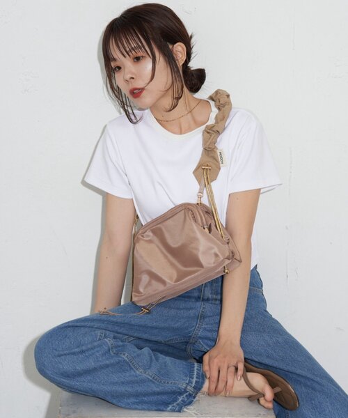 CIAOPANIC TYPY（チャオパニックティピー）の「：【KAIRI企画】新色登場！撥水ナイロン多収納がま口ショルダーバッグ（ショルダーバッグ・レディース・ブラック/ブラウン/カーキ/ベージュ・ONE SIZE）」の17枚目の写真