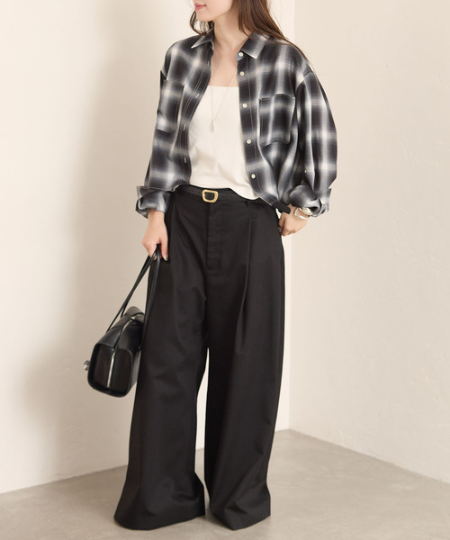 JOURNAL STANDARD(ジャーナルスタンダード)の「オンブレチェッククロップド シャツ(シャツ/ブラウス・レディース・コバルトブルー/ブラック系その他・FREE)」の5枚目の写真