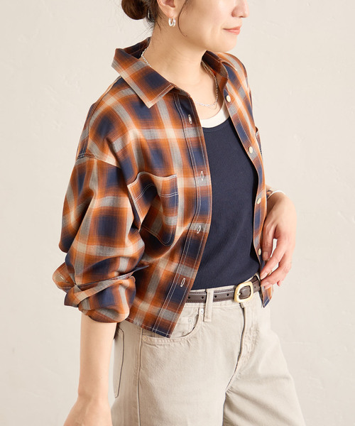 JOURNAL STANDARD(ジャーナルスタンダード)の「オンブレチェッククロップド シャツ(シャツ/ブラウス・レディース・コバルトブルー/ブラック系その他・FREE)」の15枚目の写真