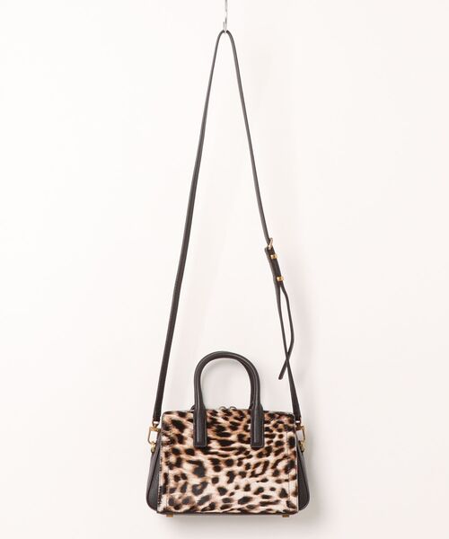 MICHAEL KORS(マイケルコース)の「LAILA レオパードプリント カーフヘア サッチェル スモール(ショルダーバッグ・レディース・ベージュ系・FREE)」の6枚目の写真