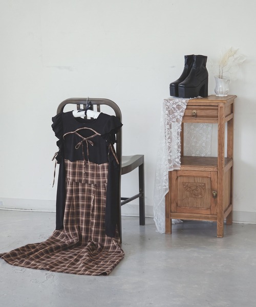 夢展望(ユメテンボウ)の「デコルテオープンドッキングワンピース【大きいサイズあり】(ワンピース・レディース・ブラウン/ブラック・LL~3L/L~LL/M-L)」の16枚目の写真