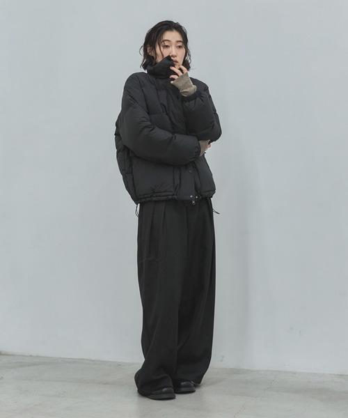 feepur（フェピュール）の「【TALLサイズあり】ダブルタックツイルパンツ（その他パンツ・レディース・ブラック/グレー・SMALL/TALL/MEDIUM）」の20枚目の写真