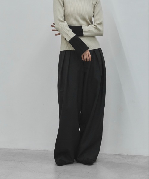 feepur（フェピュール）の「【TALLサイズあり】ダブルタックツイルパンツ（その他パンツ・レディース・ブラック/グレー・SMALL/TALL/MEDIUM）」の11枚目の写真