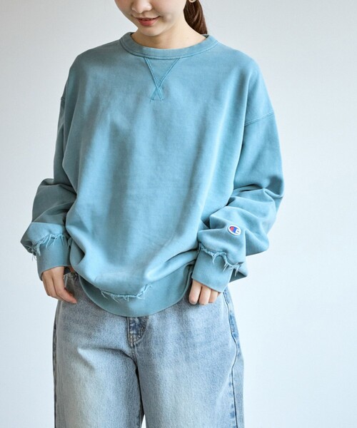ROPE' PICNIC（ロペピクニック）の「【Champion/チャンピオン】ピグメント裏毛クルーネックスウェット（スウェット・レディース・サックスブルー・FREE）」の4枚目の写真