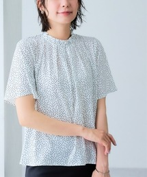 【接触冷感】カットソー素材フリルネックドットブラウス