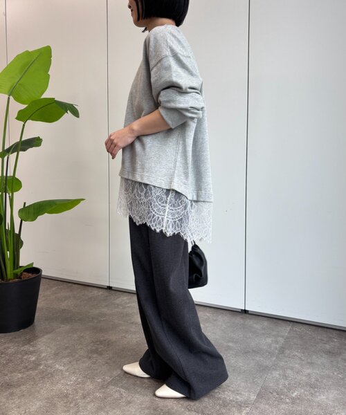 Jena espace merveilleux(ジェナ エスパスメルヴェイユ)の「裾レース裏毛プルオーバー(Tシャツ/カットソー・レディース・ピンク/グレー・FREE)」の8枚目の写真