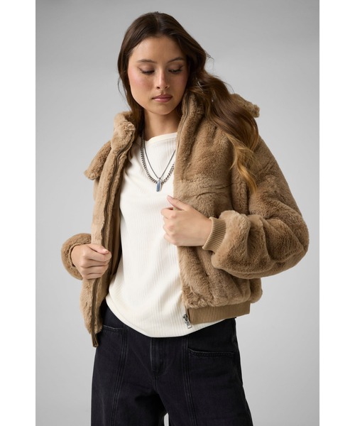 その他アウター | GUESS(ゲス) JAPAN 公式オンラインストア | GUESS