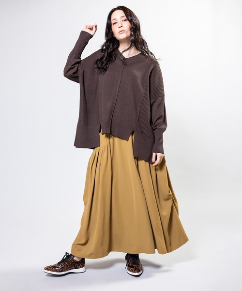 OSMOSIS(オズモーシス)の「ピンタックポケットドレープスカート(スカート・レディース・ネイビー/ブラック/マスタード・ONE SIZE)」の10枚目の写真