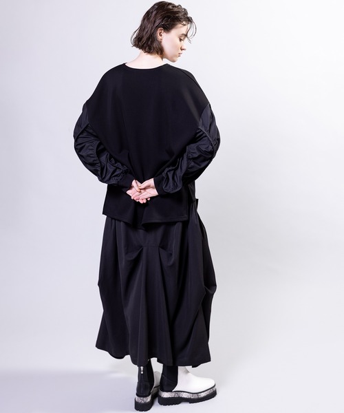 OSMOSIS(オズモーシス)の「ピンタックポケットドレープスカート(スカート・レディース・ネイビー/ブラック/マスタード・ONE SIZE)」の18枚目の写真