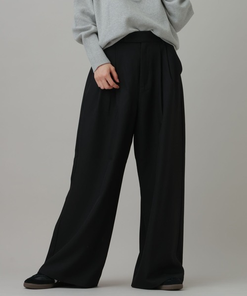 LAKOLE(ラコレ)の「ツータックスラックスパンツ / 1052426(スラックス・レディース・ブラウン/グレー/ブラック・LARGE/MEDIUM)」の2枚目の写真