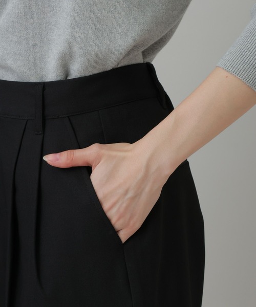 LAKOLE(ラコレ)の「ツータックスラックスパンツ / 1052426(スラックス・レディース・ブラウン/グレー/ブラック・LARGE/MEDIUM)」の13枚目の写真