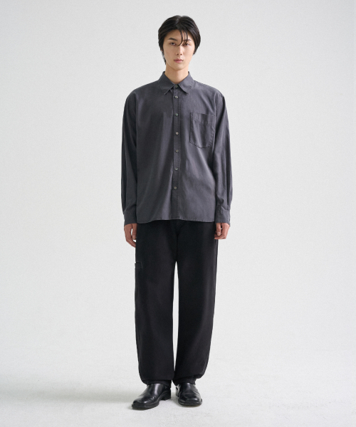 TRIP LE SENS(トリップ ル センス)の「フェイデッド サイドプリーツ シャツ_ダイド ブルー(シャツ/ブラウス・メンズ・その他・LARGE/MEDIUM/SMALL)」の2枚目の写真