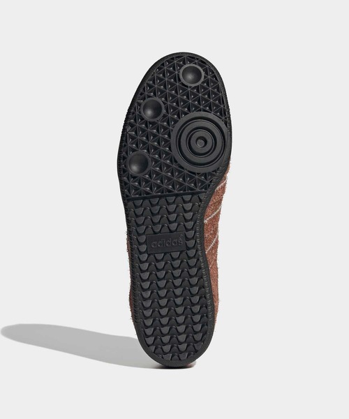 adidas(アディダス)の「サンバ OG / SAMBA OG / アディダスオリジナルス adidas Originals(スニーカー・メンズ・ブラウン・26.5cm/27.0cm/24.5cm/25.0cm/25.5cm/26.0cm/27.5cm/28.0cm/28.5cm/29.0cm/22.0cm/23.5cm/24.0cm/23.0cm/22.5cm)」の5枚目の写真