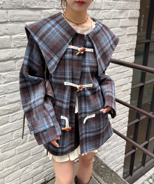 w closet（ダブルクローゼット）の「【今期注目！/チェック柄】BIGカラーダッフルコート（その他アウター・レディース・グレー/ブルー/ネイビー・FREE）」の3枚目の写真