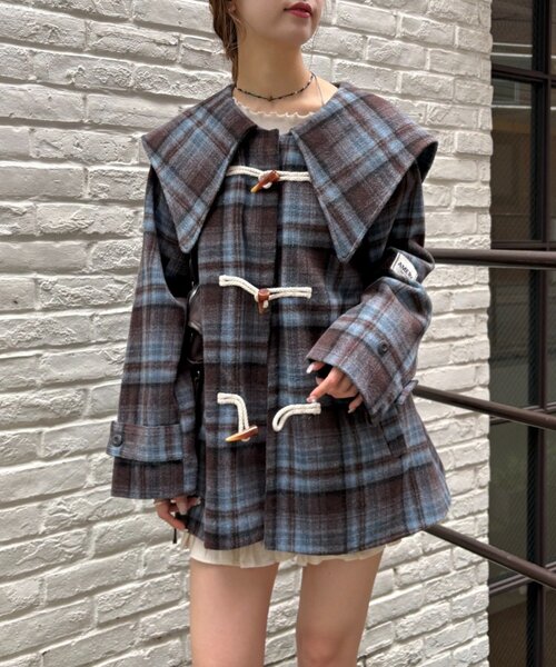 w closet（ダブルクローゼット）の「【今期注目！/チェック柄】BIGカラーダッフルコート（その他アウター・レディース・グレー/ブルー/ネイビー・FREE）」の10枚目の写真