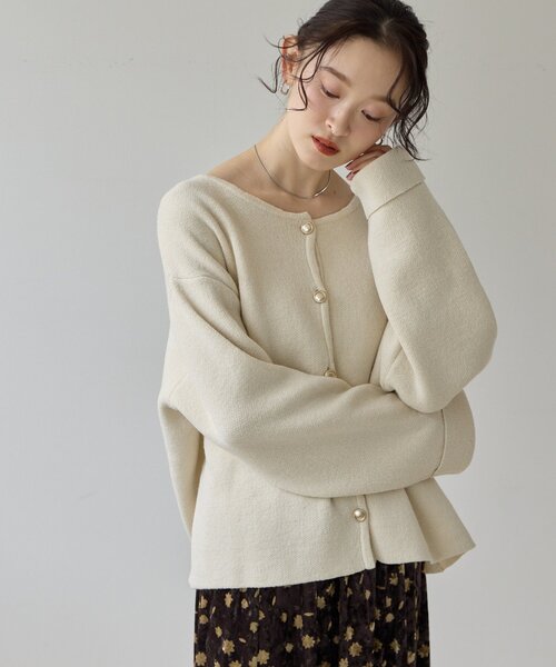DISCOAT(ディスコート)の「【Noka】金ボタンカーディガン《WEB限定》(カーディガン/ボレロ・レディース・チャコールグレー/ピンク/モカ/アイボリー・FREE)」の2枚目の写真