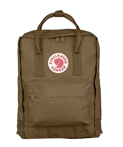 FJALL RAVEN (フェールラーベン)の「Kanken Mini カンケンミニ (FJALLRAVEN/フェールラーベン)(バックパック/リュック・レディース・プラム/マスタード/コーラル/その他24/Navy/ピンク/パープル系その他/サンドグレー/ブラウン/ボルドー/オリーブドラブ/ライトグレー/サファリグリーン/その他26/ブラック×レッド/その他28/ライトブルー/ライトオリーブ/ピンク系その他/スカイブルー/サックスブルー/ブラック/エメラルド/ブルーグレー/スモークグレー/ブルー/ダークアッシュ/その他23/その他21/グリーン×ピンク/エンジ/ロイヤルブルー/ネイビー/パープル/ライトブラウン/アッシュブラウン/その他25/グリーン×オレンジ/グリーン/ブルー系その他/ピンク系その他2/ライトピンク/ライトインディゴブルー/イエロー系その他/レッド系その他/ブルー系その他2/ブラック系その他/グリーン系その他/グリーン系その他2/グレー系その他3/レッド系その他2/ブルー系その他4/グレー系その他2/ブルー系その他3/ダークブルー/ブラウン系その他/ダークグリーン/グリーン系その他3/ピンク系その他3/レッド系その他3/ブルー系その他5/グリーン系その他4/ダークグレー/モスグリーン/モカ/ブラウン系その他2/ミント/ラベンダー/レッド系その他4/ケリーグリーン/ダークベージュ/フューシャピンク/イエロー系その他2/グリーン系その他5/パープル系その他2/グレー系その他4/ピンク系その他4/ブルー系その他7/グリーン系その他6/ブルー系その他6/ライトイエロー/ダークオレンジ/ターコイズブルー/パープル系その他3/グレー×ピンク/グリーン系その他7/アイボリー/スカイブルー系1/モスグリーン系1/ピンク系その他5/グレー系その他5/イエロー系その他3/グリーン系2/ピンク系その他6/グリーン系1/ブラウン系その他3/コーラルピンク/ブルー系2/イエロー系その他4/モスグリーン系2/ブラウン系その他4/カーキブラウン/コバルトブルー/グリーン系3/オレンジ系その他/ダークブラック/パープル系その他4・FREE)」の10枚目の写真