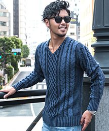 『vicci/ヴィッチ』ケーブル編みVネック長袖ニットセーター