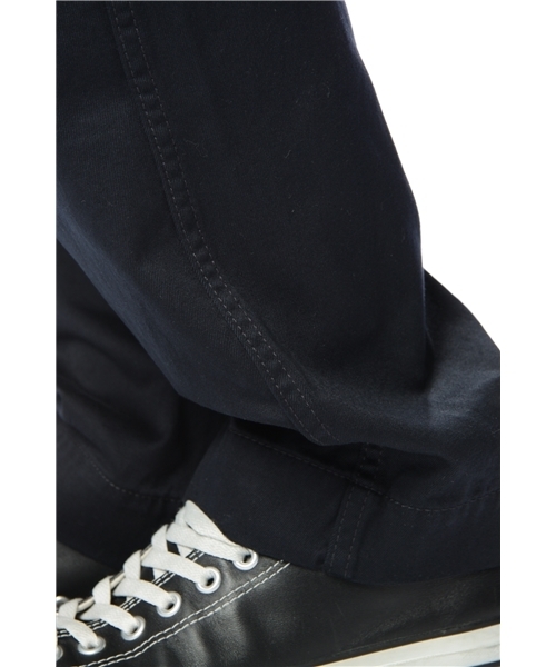 AMERICAN RAG CIE（アメリカンラグシー）の「111-TSS-M111-PT024（チノパンツ・メンズ・ベージュ/ネイビー・0/1/2）」の6枚目の写真