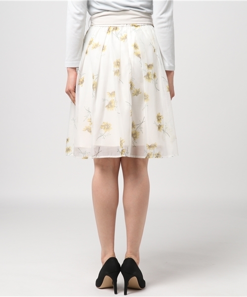 JILL by JILL STUART（ジルバイジルスチュアート）の「FLORAL STRIPE SK（スカート・レディース・ブラック/ホワイト・SMALL/MEDIUM）」の8枚目の写真