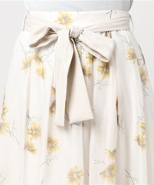 JILL by JILL STUART（ジルバイジルスチュアート）の「FLORAL STRIPE SK（スカート・レディース・ブラック/ホワイト・SMALL/MEDIUM）」の9枚目の写真