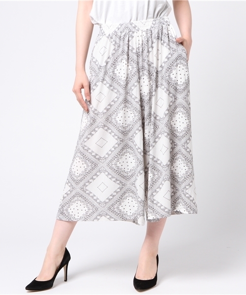 JEANS MATE(ジーンズメイト)の「【ECOMARCHE】ガウチョパンツ(その他パンツ・レディース・オフホワイト/ネイビー/ブルー系その他/ブラック・FREE)」の1枚目の写真