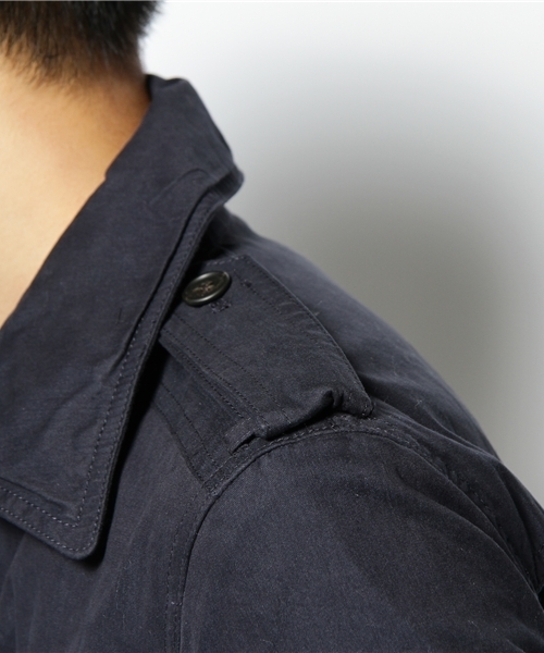 NANO universe（ナノユニバース）の「微起毛ショートトレンチ（トレンチコート・メンズ・ベージュ/グレイッシュベージュ/カーキ/ネイビー・SMALL/MEDIUM/LARGE）」の9枚目の写真