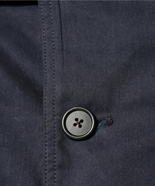 NANO universe（ナノユニバース）の「微起毛ショートトレンチ（トレンチコート・メンズ・ベージュ/グレイッシュベージュ/カーキ/ネイビー・SMALL/MEDIUM/LARGE）」の13枚目の写真