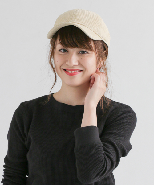 URBAN RESEARCH Sonny Label(アーバンリサーチサニーレーベル)の「NEWHATTAN CAP CORDUROY(キャップ・レディース・ブラウン/ピンク/マスタード/ネイビー/ベージュ/ダークブラウン・ONE)」の4枚目の写真