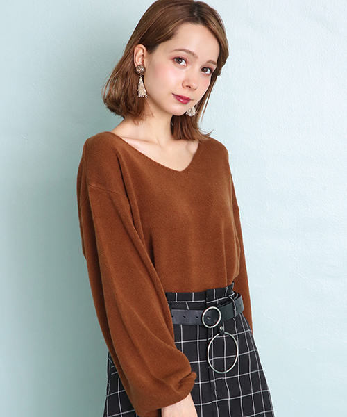 one after another NICE CLAUP（ワンアフターアナザーナイスクラップ）の「シンプルＶニットプルオーバー（ニット/セーター・レディース・ブラック/アイボリー/ラベンダー/キャメル/ピンク系その他・FREE）」の14枚目の写真