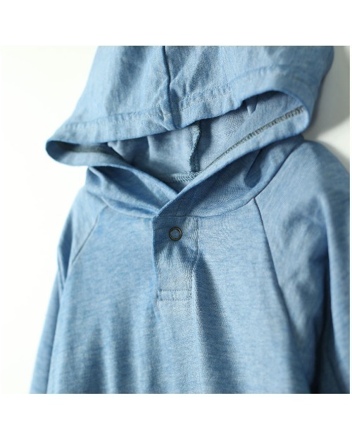 BRANSHES（ブランシェス）の「エルボパッチフード付き長袖Tシャツ（パーカー・キッズ・ピンク/ブルー・80ｃｍ/110cm/140cm/90cm/120cm/130cm/100cm/150cm）」の6枚目の写真