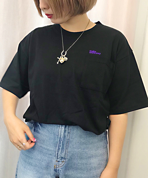 apres jour（アプレジュール）の「刺繍ロゴポケットTシャツ【ZOZOTOWN限定アイテム】（Tシャツ/カットソー・レディース・ベージュ/ブラック/モカ/オフホワイト・フリー）」の8枚目の写真
